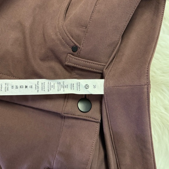 Lululemon City Sleek 5-Pocket High-Rise Wide-Leg Pants Size 26 Pinkish Purple - Picture 3 of 7